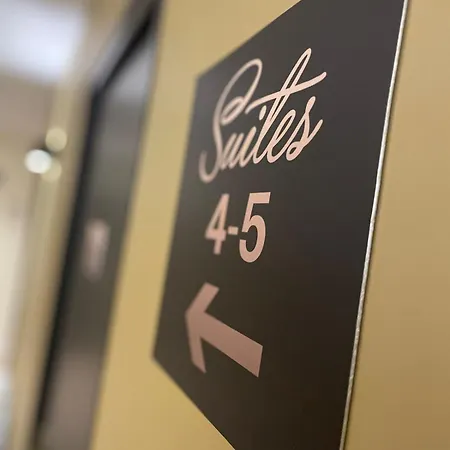 Du 4 - Parking Prive Gratuit Lägenhet