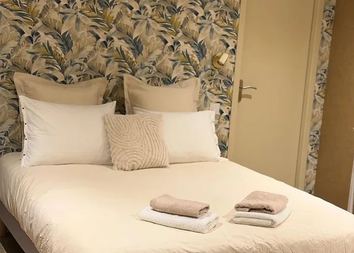 Lägenhet Du 4 - Parking Prive Gratuit Reims