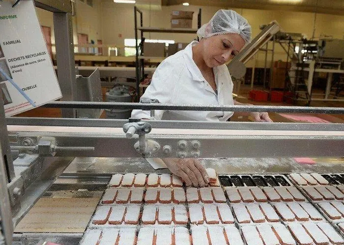 Du 4 - Parking Prive Gratuit Lägenhet Reims